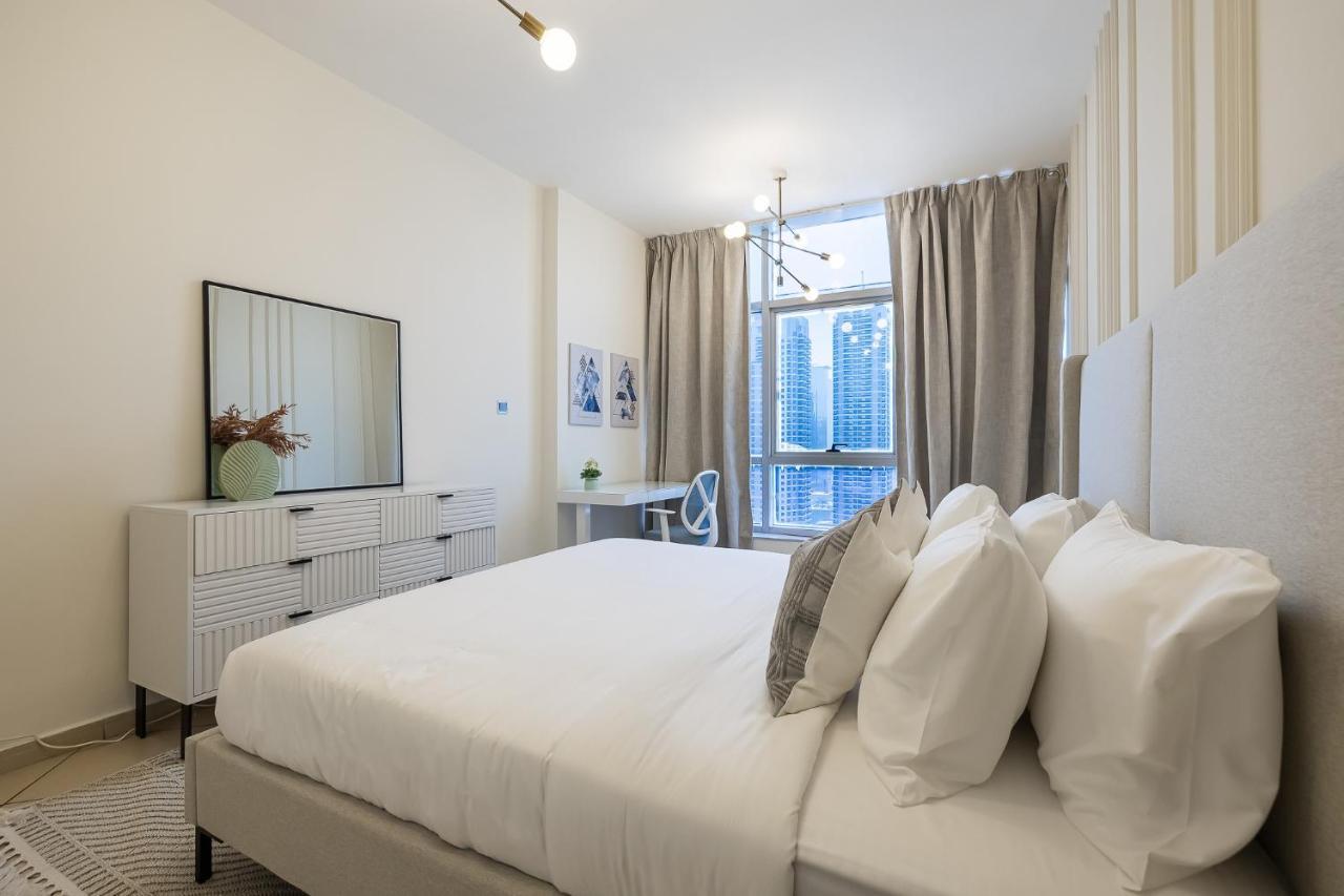1bdr I Close To Metro I Marina Diamond 4 Apartment