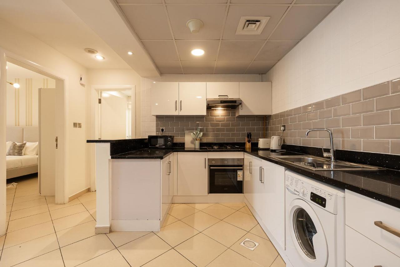 Apartment 1bdr I Close To Metro I Marina Diamond 4