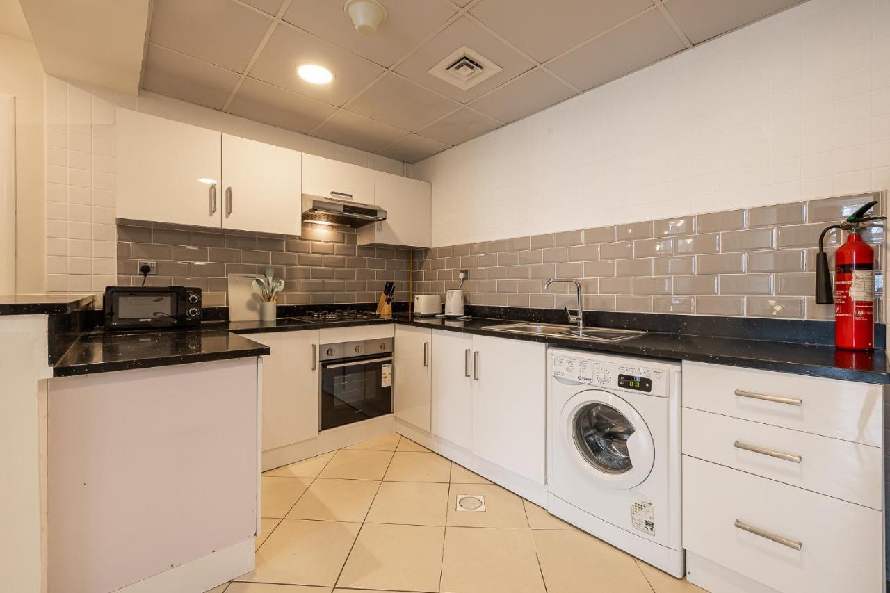 1bdr I Close To Metro I Marina Diamond 4 * Dubai
